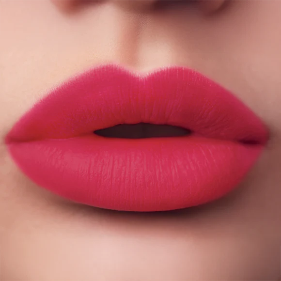 JAFRA Color Passion Supremematte Labial en Barra con Color Intenso Mate Crimson Satin 4 g - Image 2